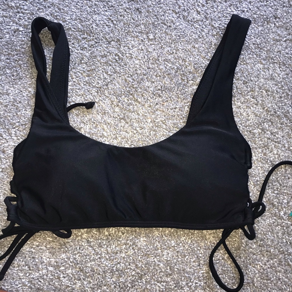 Bikini top